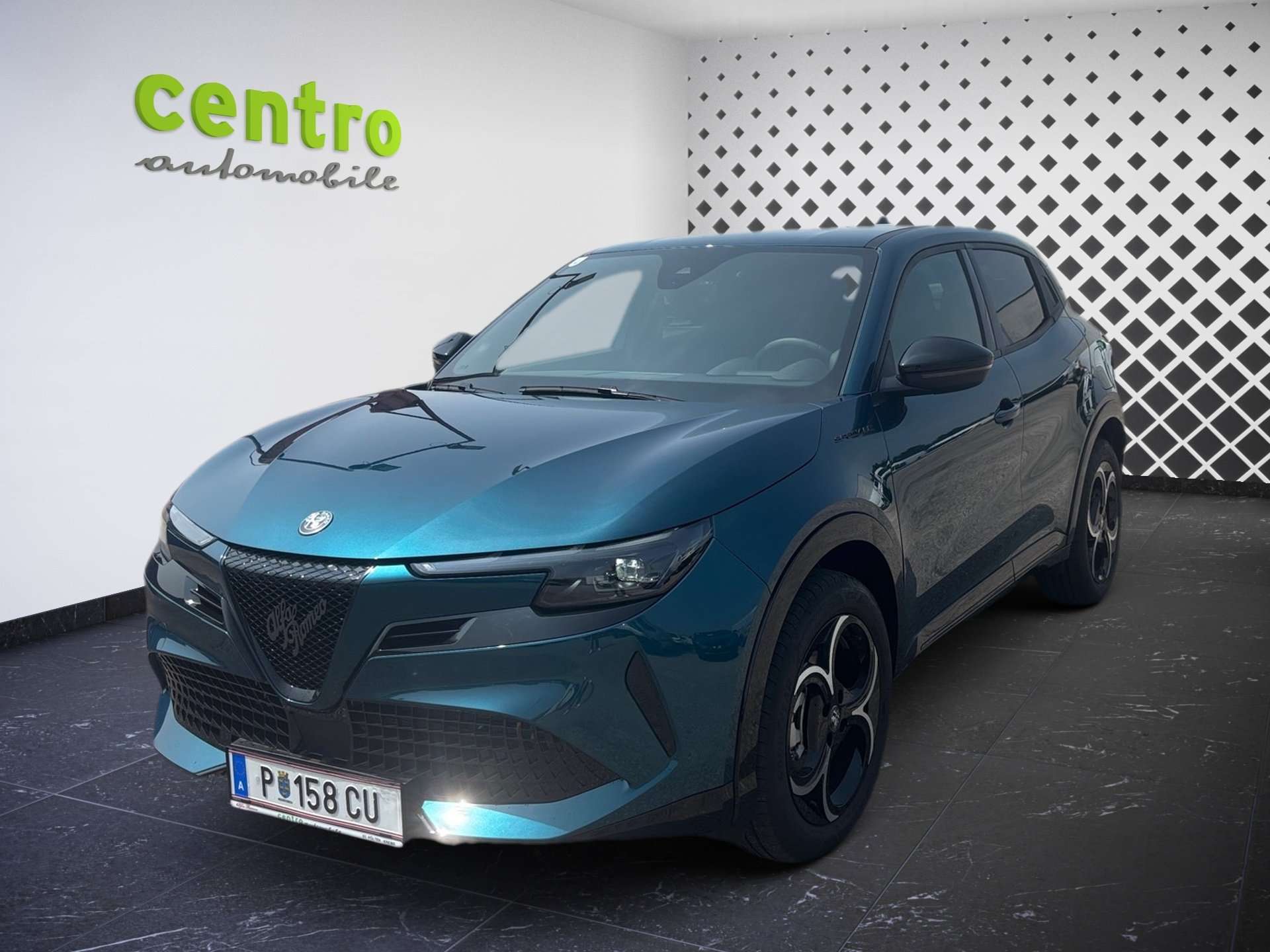 Alfa Romeo Junior 1.2 MHEV e-DCT6 - PREMIUM PAKET